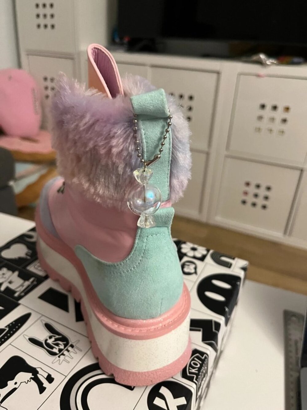 Candy Tears Glitter Platform Boots Koi Footwear Women's 9 - Picture 3 of 4